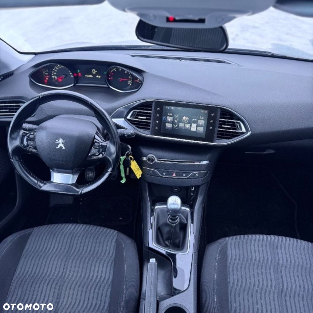 Peugeot 308 - 17
