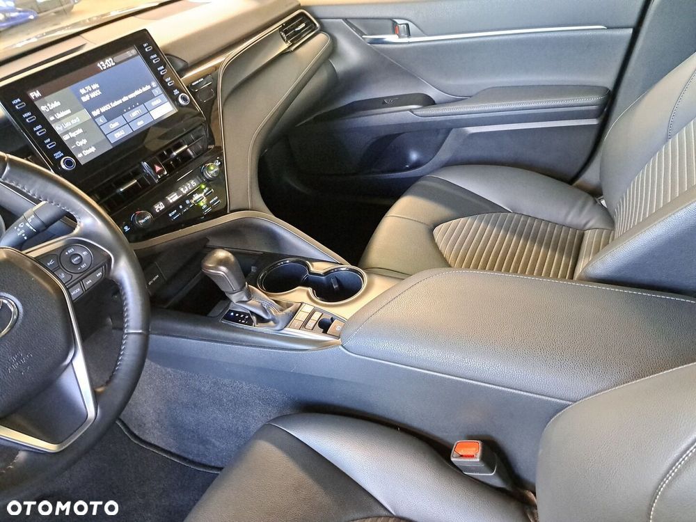 Toyota Camry 2.5 Hybrid Prestige CVT - 29