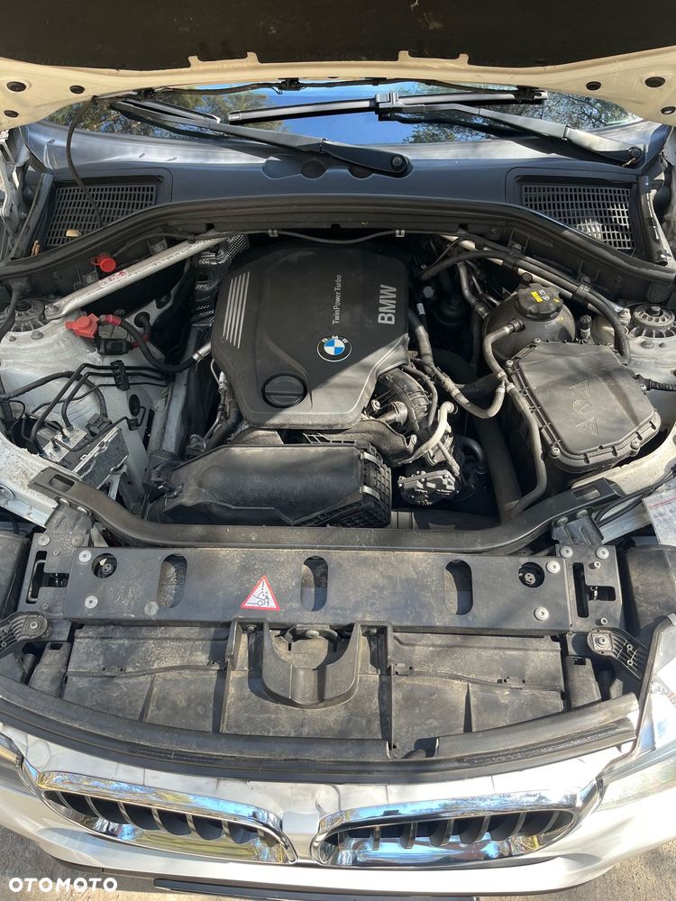 BMW X3 xDrive20d - 8
