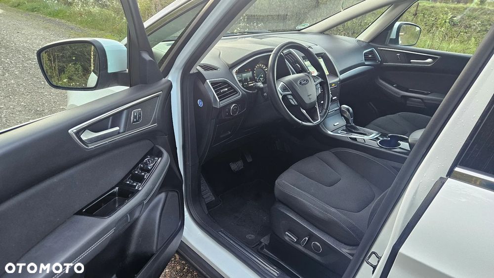 Ford S-Max 2.0 TDCi Titanium PowerShift - 15