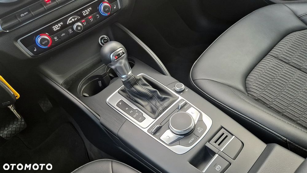 Audi A3 Sportback 1.6 TDI Sport S tronic - 17