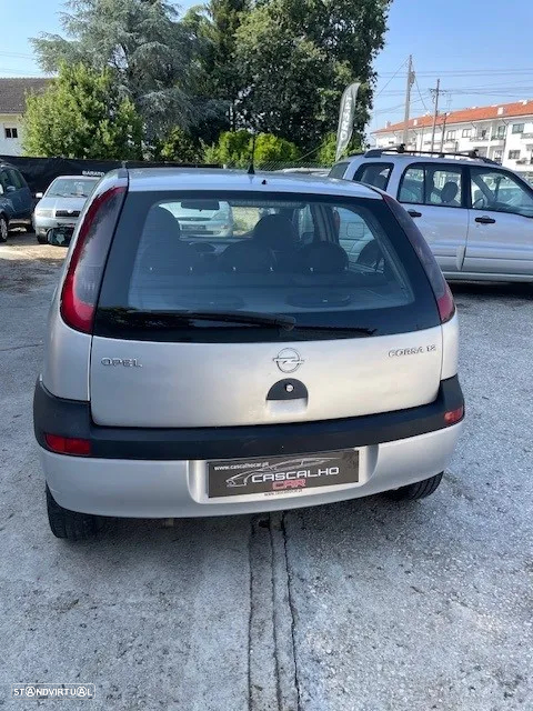Opel Corsa 1.2 16V Confort - 16