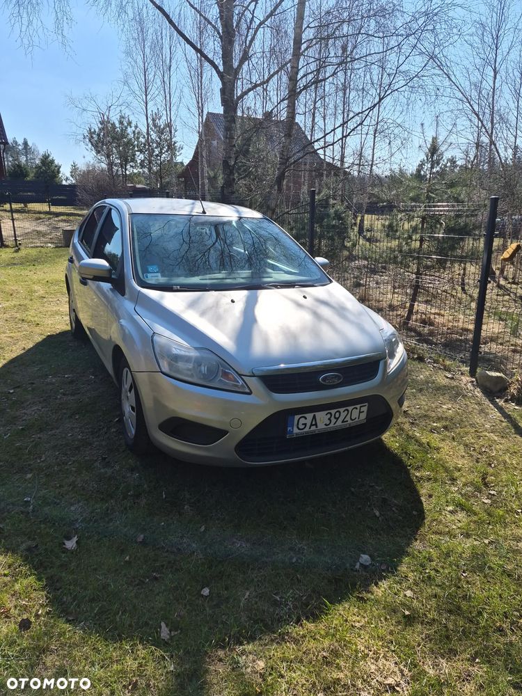 Ford Focus 2011 photo 2