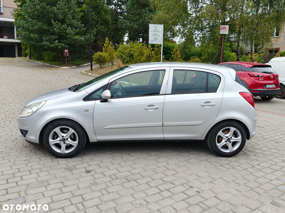 Opel Corsa 1.2 16V Cosmo - 14