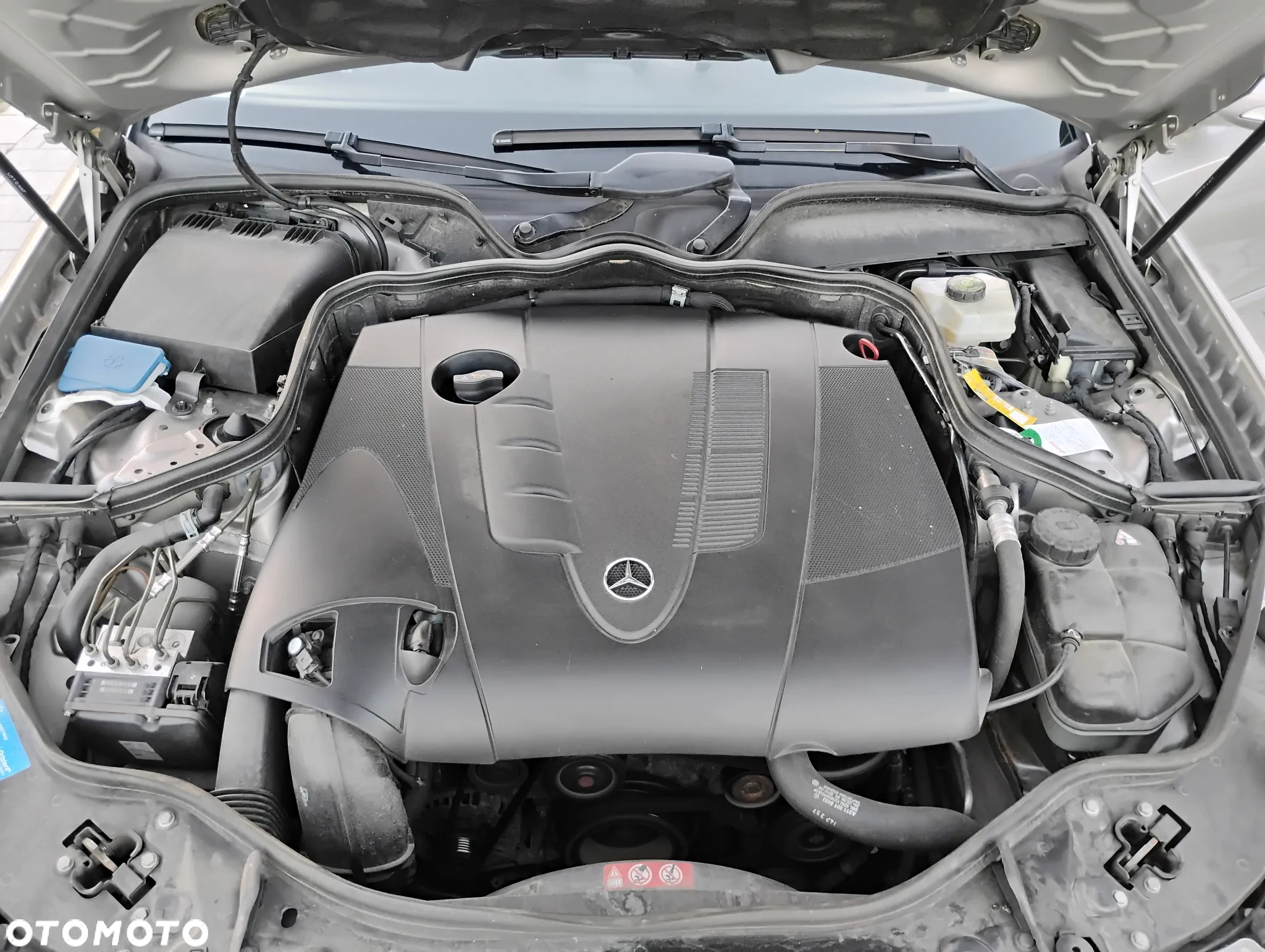 Mercedes-Benz Klasa E 220 CDI Automatik Classic - 25
