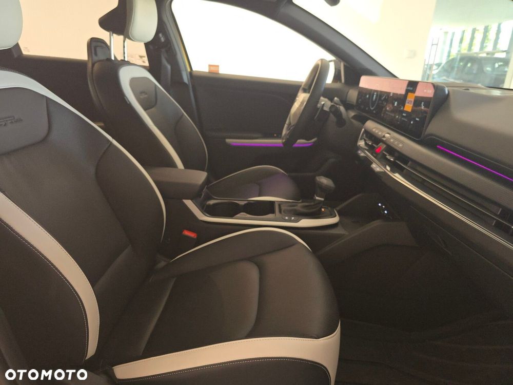 Kia K4 - 17