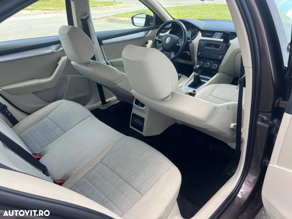 Skoda Octavia 1.6 TDI AMBITION - 28