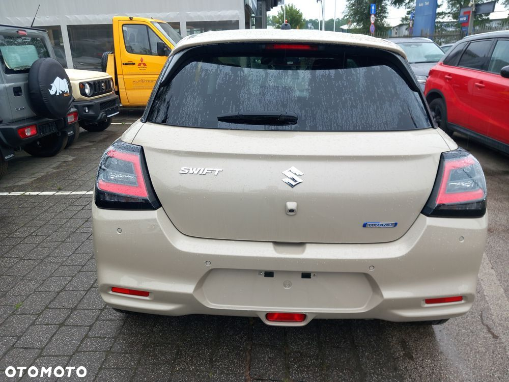 Suzuki Swift 1.2 Dualjet SHVS Premium Plus CVT - 5