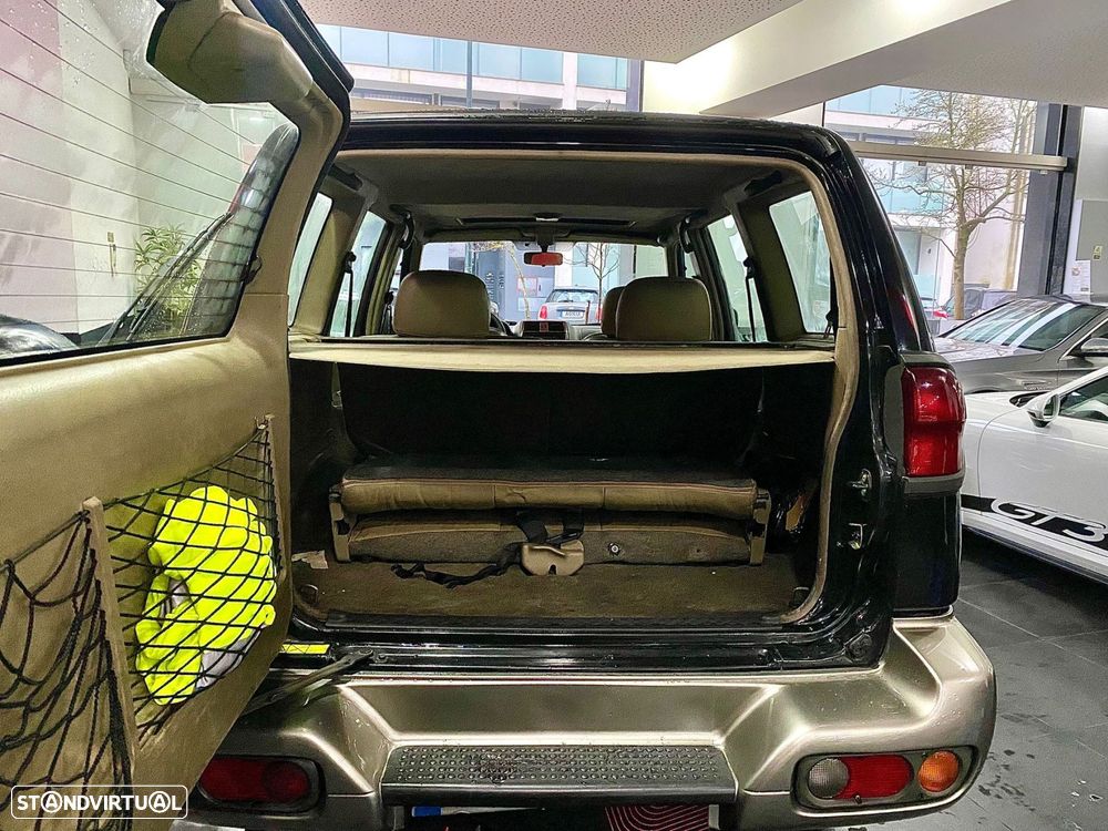 Nissan Terrano II 2.7 TDi Luxury - 25