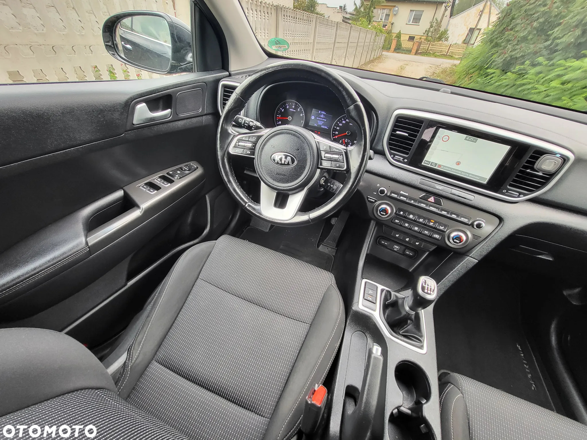 Kia Sportage 1.6 GDI L Business Line Plus 2WD - 24