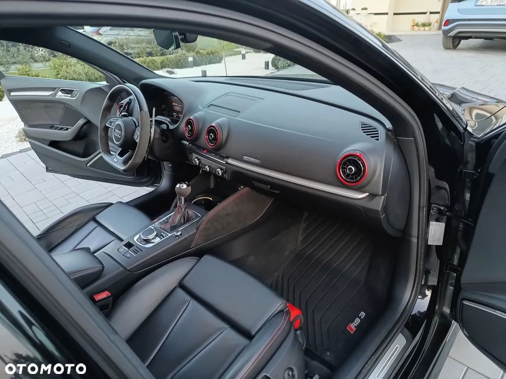 Audi RS3 Sportback - 34