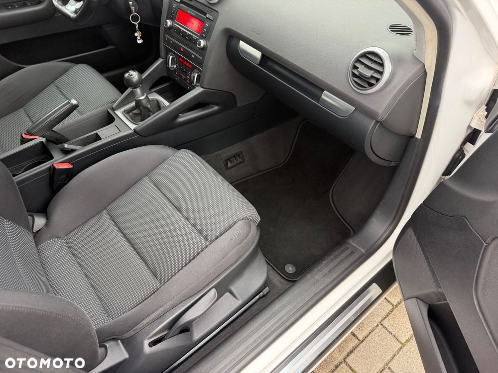 Audi A3 Sportback - 7
