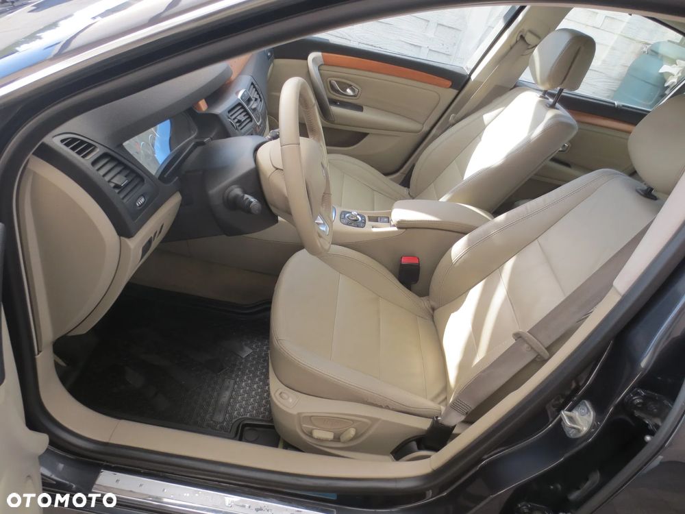 Renault Laguna 2.0 DCi Privilege - 12