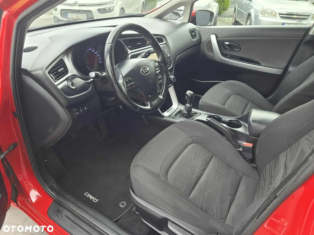 Kia Ceed Cee'd 1.6 CRDi L - 6