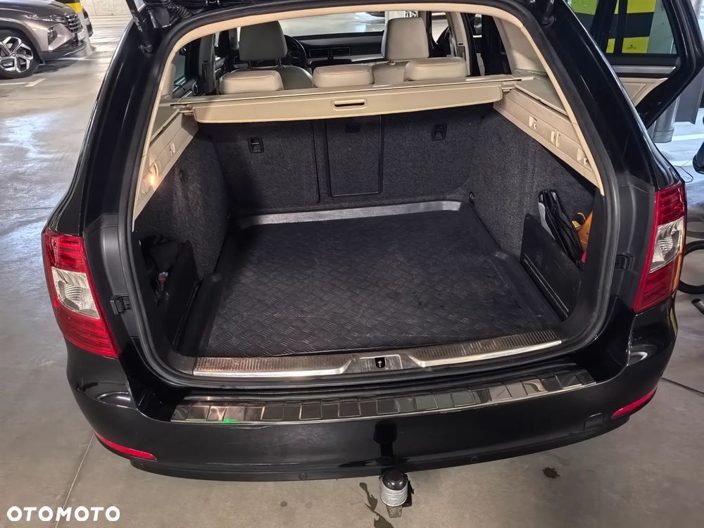 Skoda Superb 1.6 TDI Elegance - 24