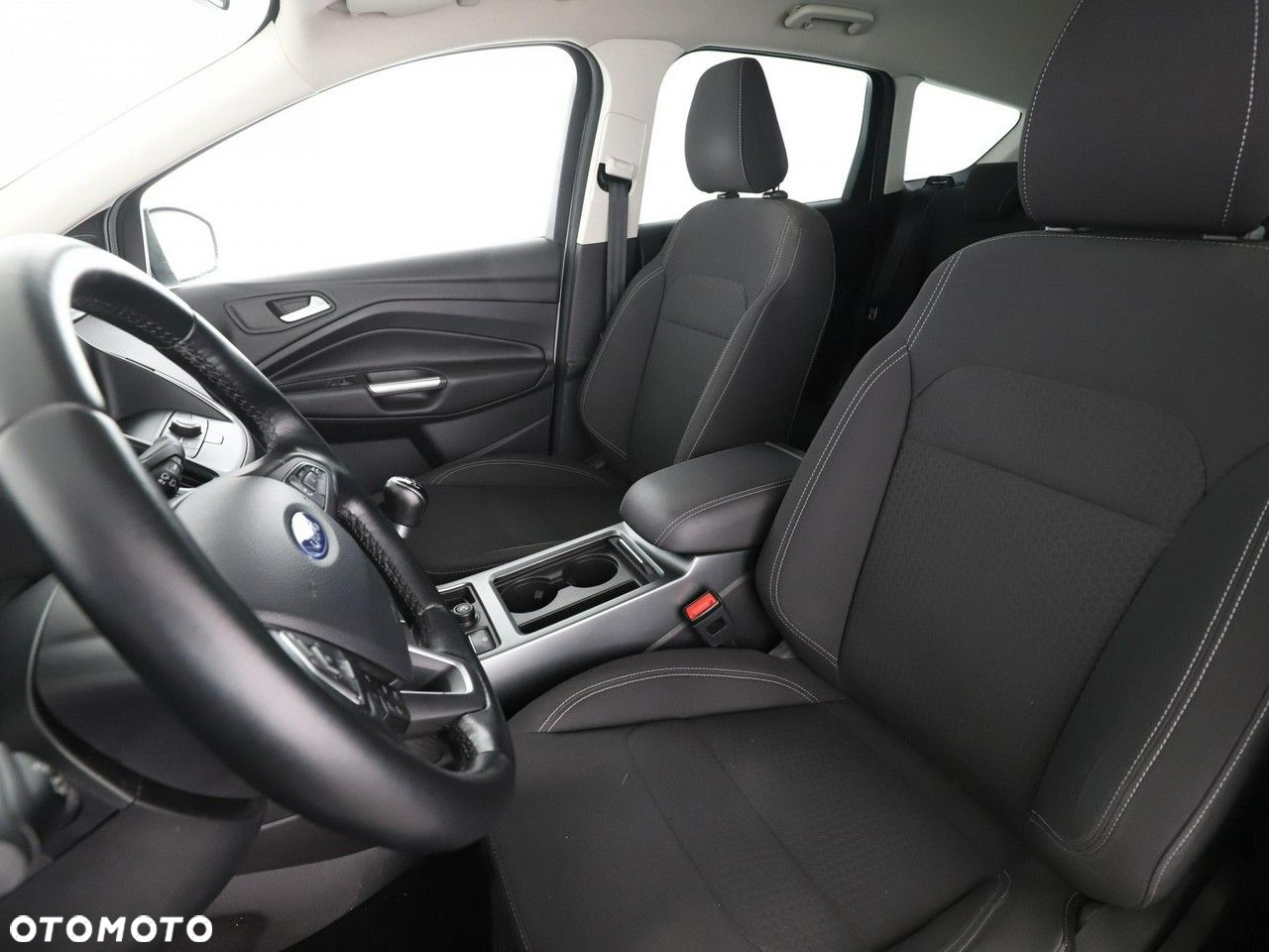 Ford Kuga - 14