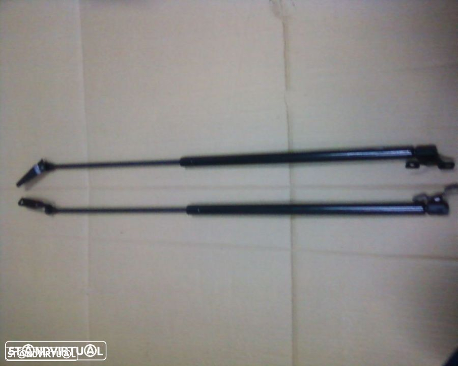 amortecedores novos da tampa da mala toyota celica 2.0 gti at180 - 2