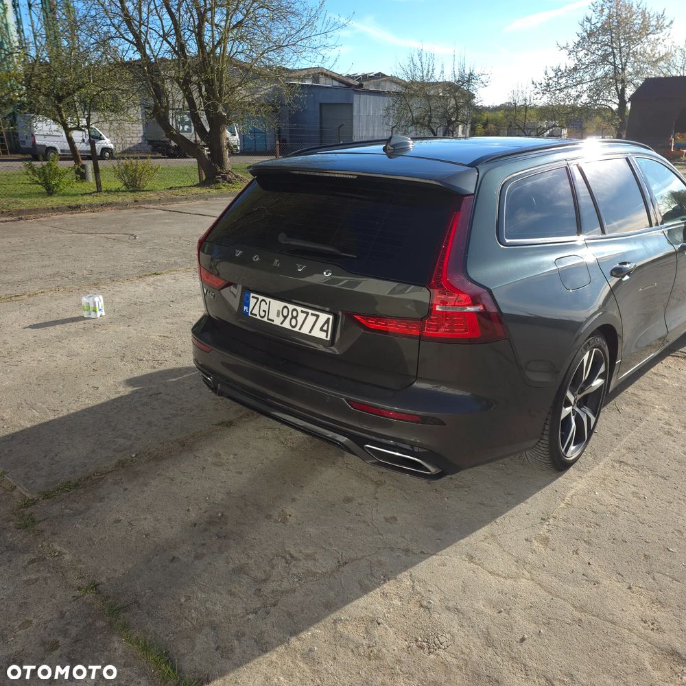 Volvo V60 D4 Geartronic R-Design - 5
