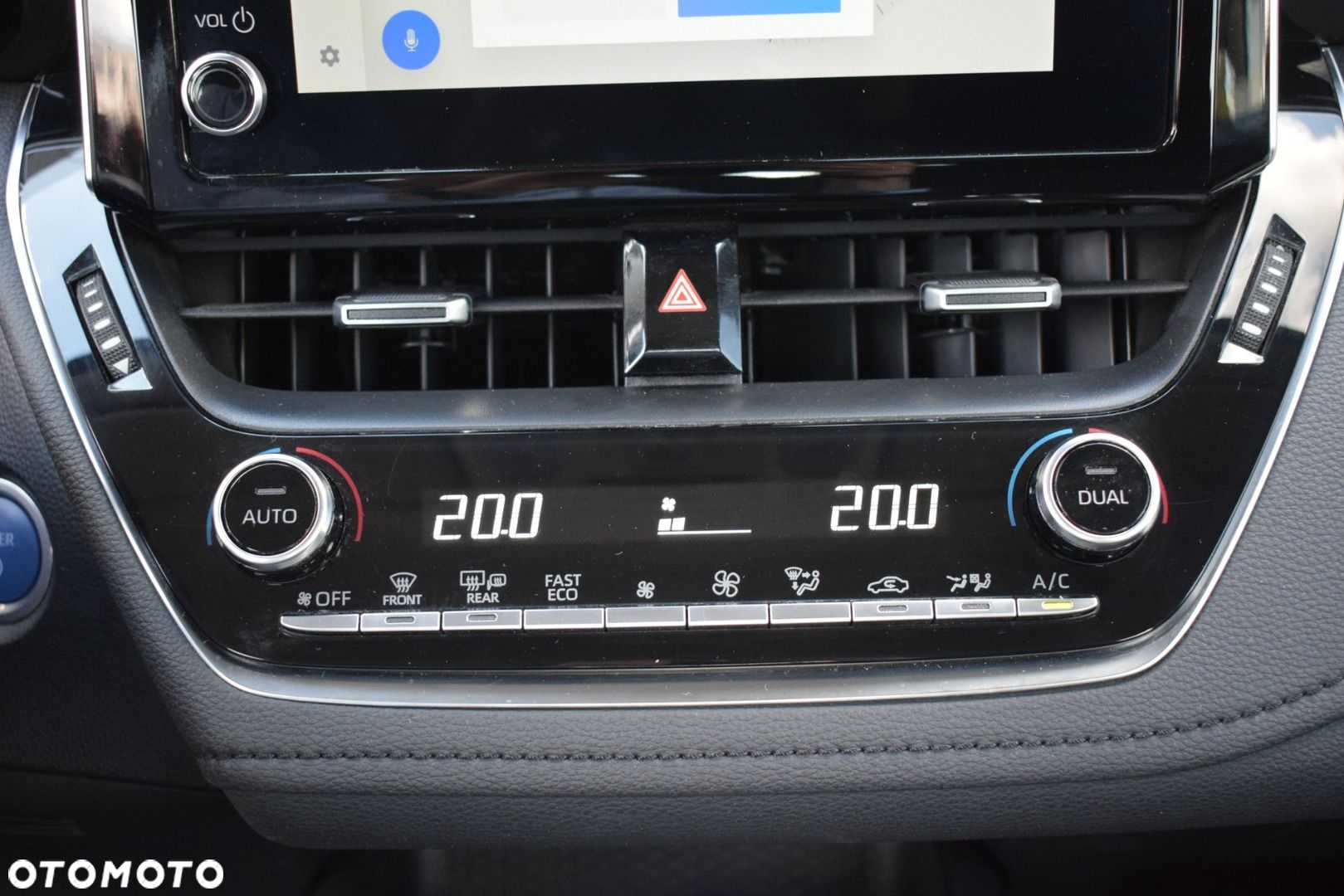 Toyota Corolla - 16