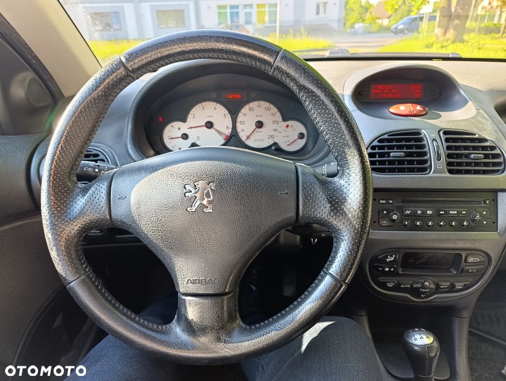 Peugeot 206 1.4 Trendy - 2