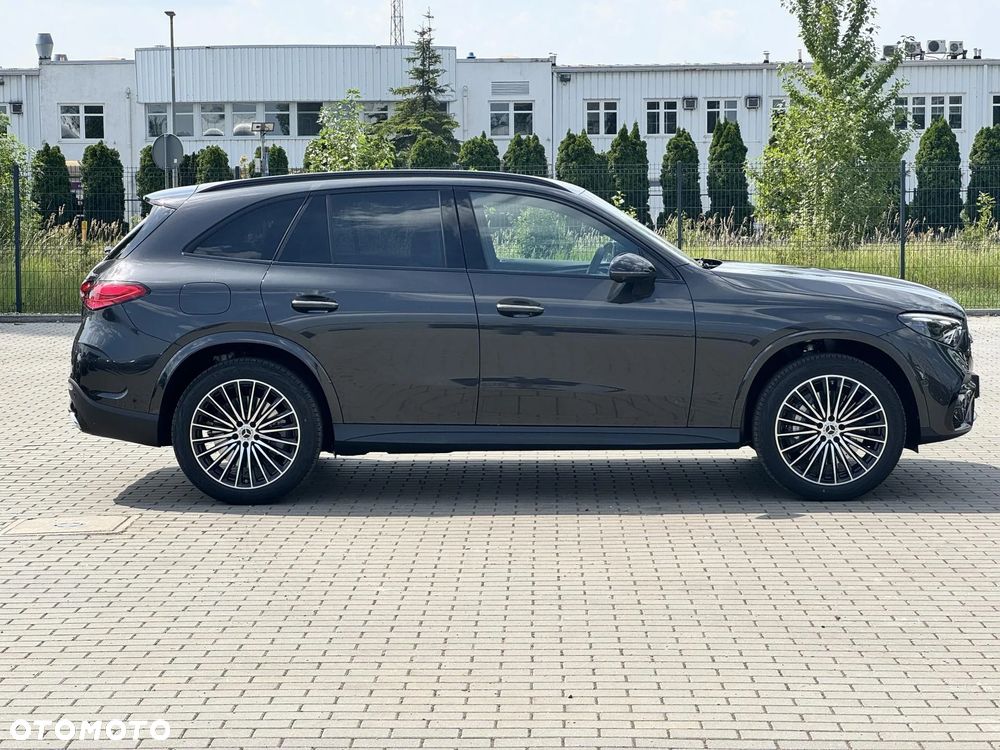 Mercedes-Benz GLC 300 e PHEV 4-Matic AMG Line - 7