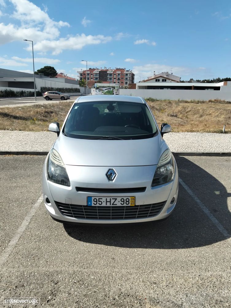 Renault Grand Scénic 1.5 dCi Dynamique S 7L - 1