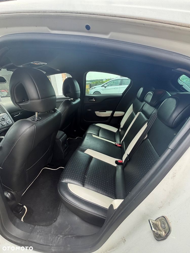 Citroën DS4 1.6 THP SportChic - 8