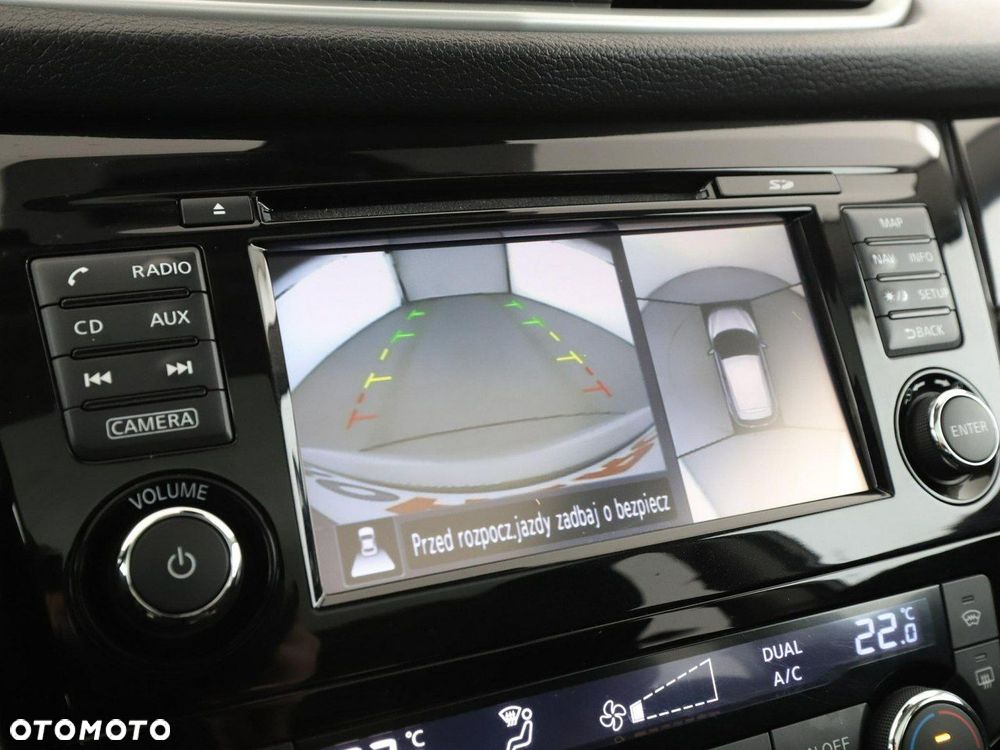 Nissan Qashqai 1.6 DIG-T N-Connecta - 24