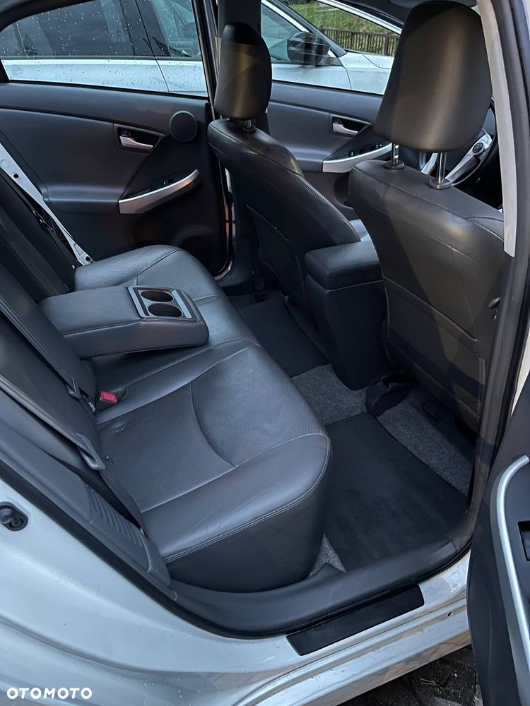 Toyota Prius - 11