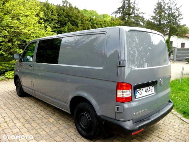 Volkswagen Transporter - 2