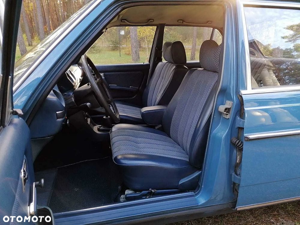 Mercedes-Benz W123 - 8