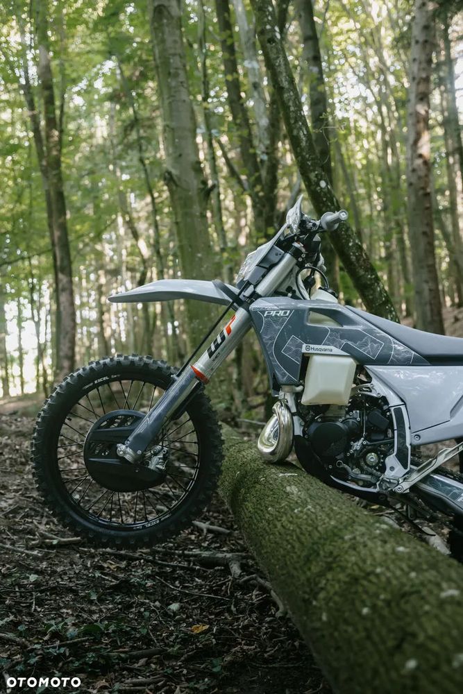 Husqvarna TE - 26