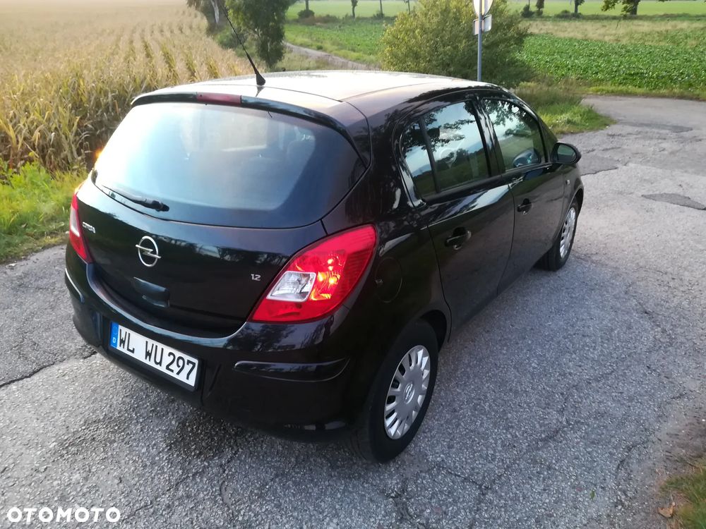 Opel Corsa 1.2 16V Cosmo - 5