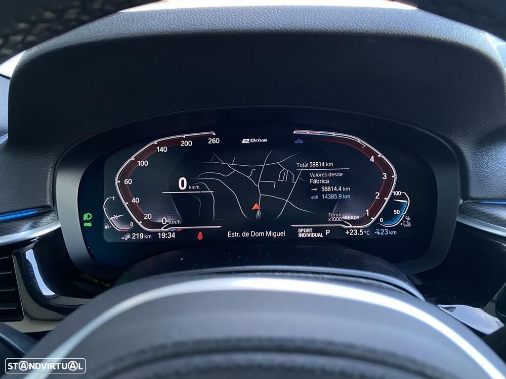 BMW 520 e Pack M - 43