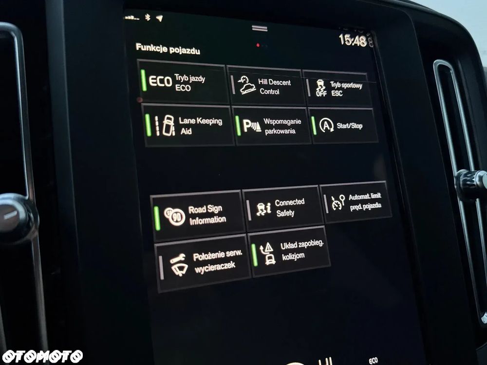 Volvo XC 40 T2 Plus Dark - 8
