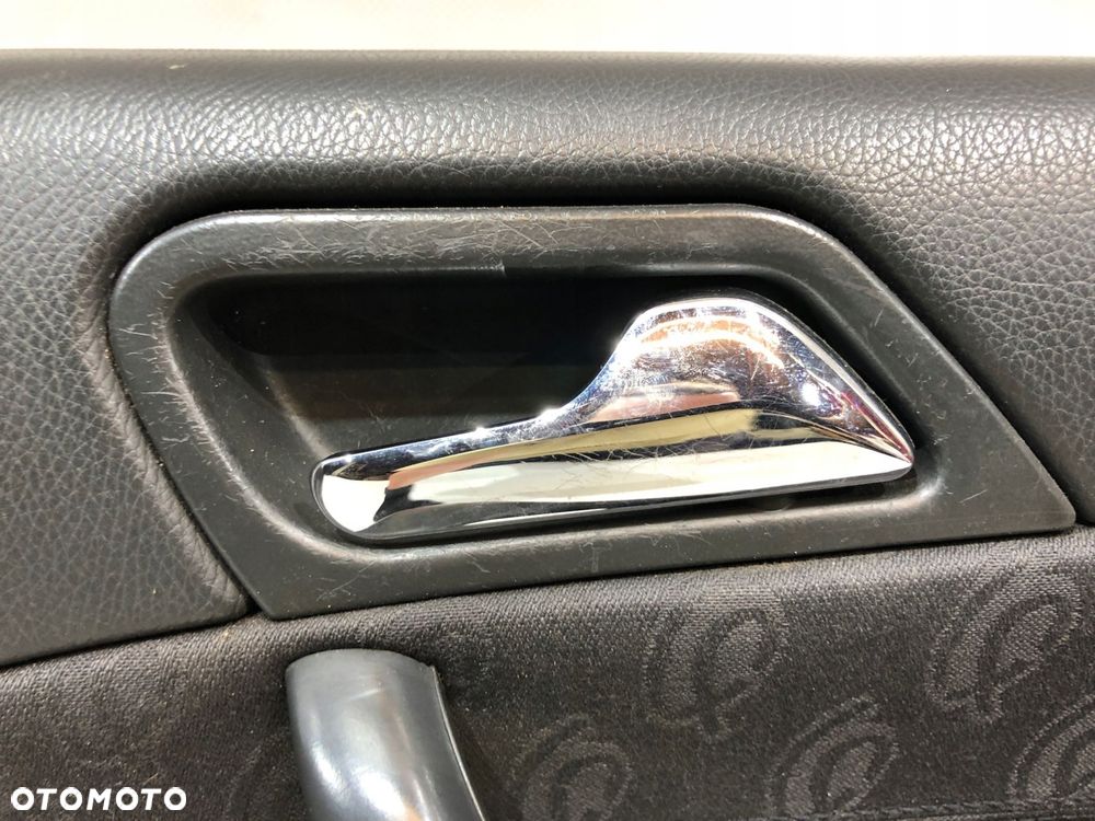 mercedes w203 boczek drzwi tapicerka prawy przód - 3
