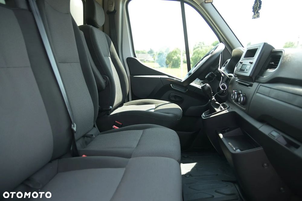 Renault MASTER 2.3 165KM * KONTENER * SALON PL * - 23