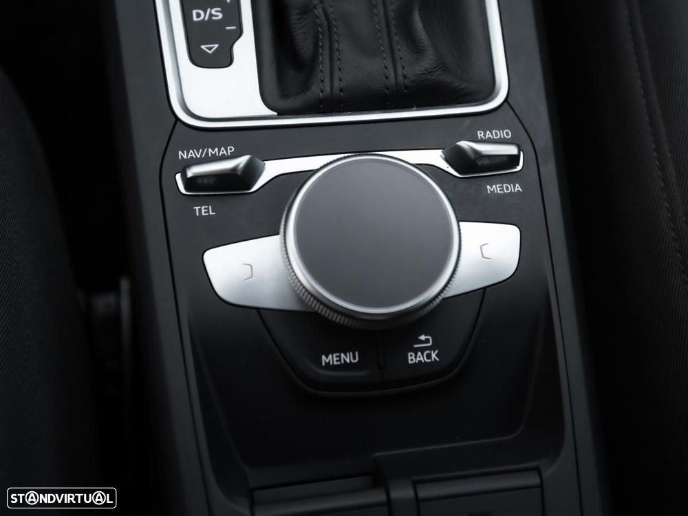 Audi Q2 30 TDI Advanced S tronic - 19