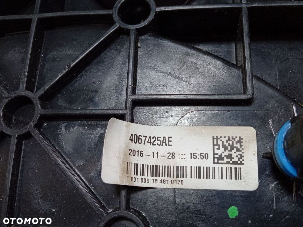 AUDI A4 B9 ZBIORNIK AD BLUE 4067425AE - 6