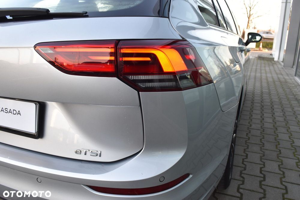 Volkswagen Golf Variant - 37