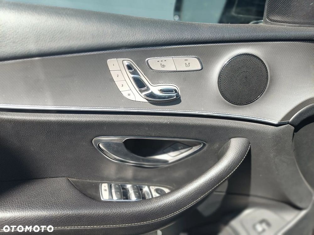 Mercedes-Benz Klasa E 220 d 9G-TRONIC Exclusive - 14