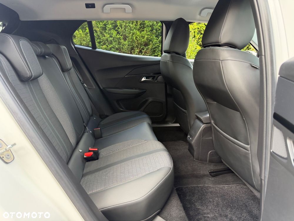 Peugeot 2008 BlueHDi 110 Allure - 31