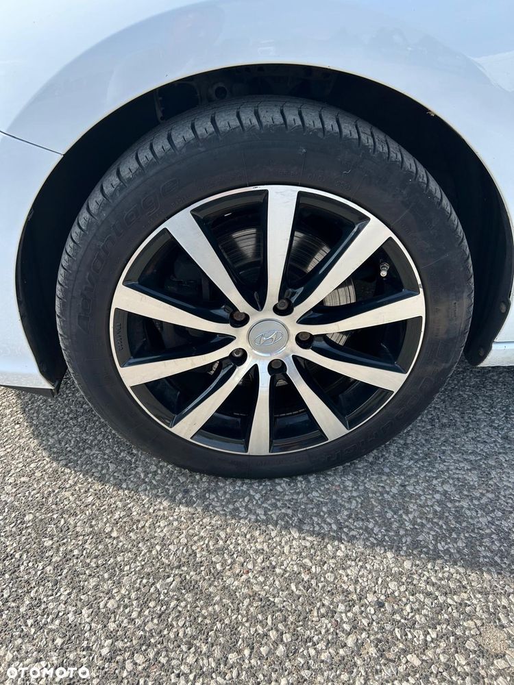 Hyundai i30 1.4 T-GDI GO Plus - 8