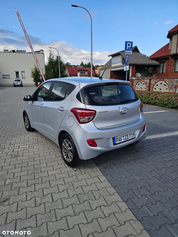 Hyundai i10 1.0 BlueDrive Premium - 6