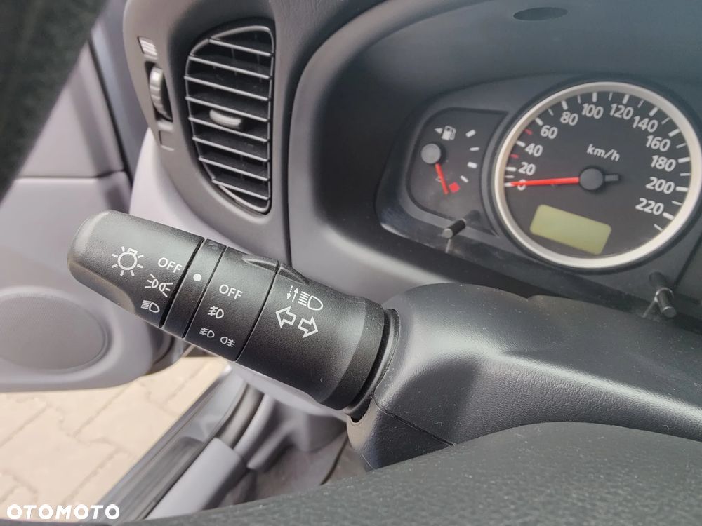 Nissan Almera 1.5 acenta PLUS - 27