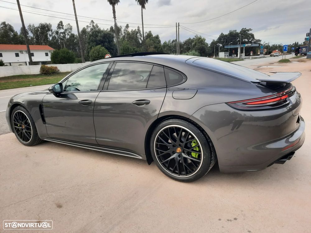 Porsche Panamera 4 E-Hybrid - 19