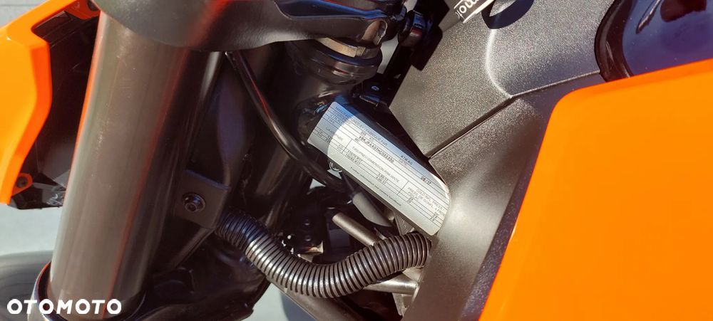 KTM Duke 125 - 21