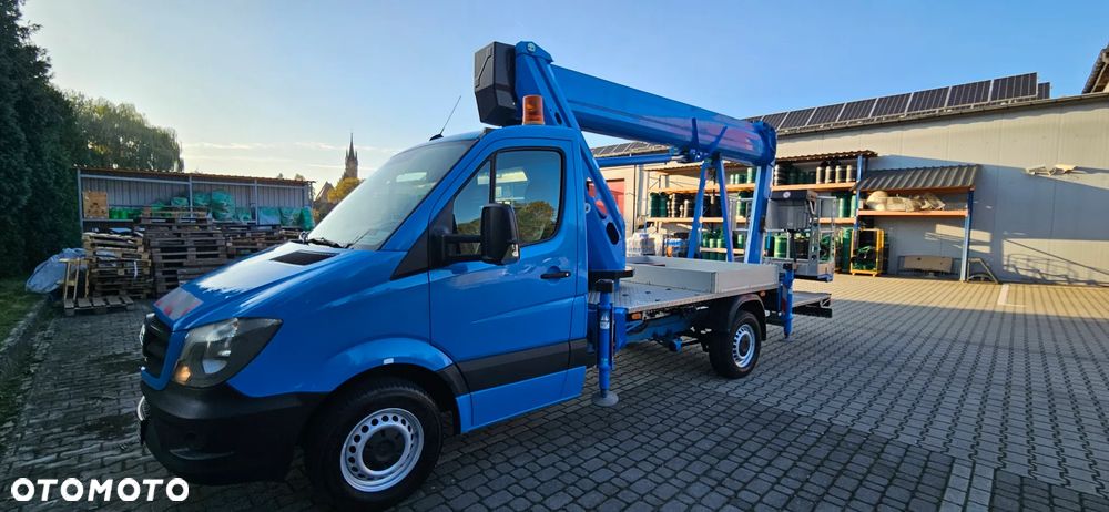 Mercedes-Benz Sprinter - 5
