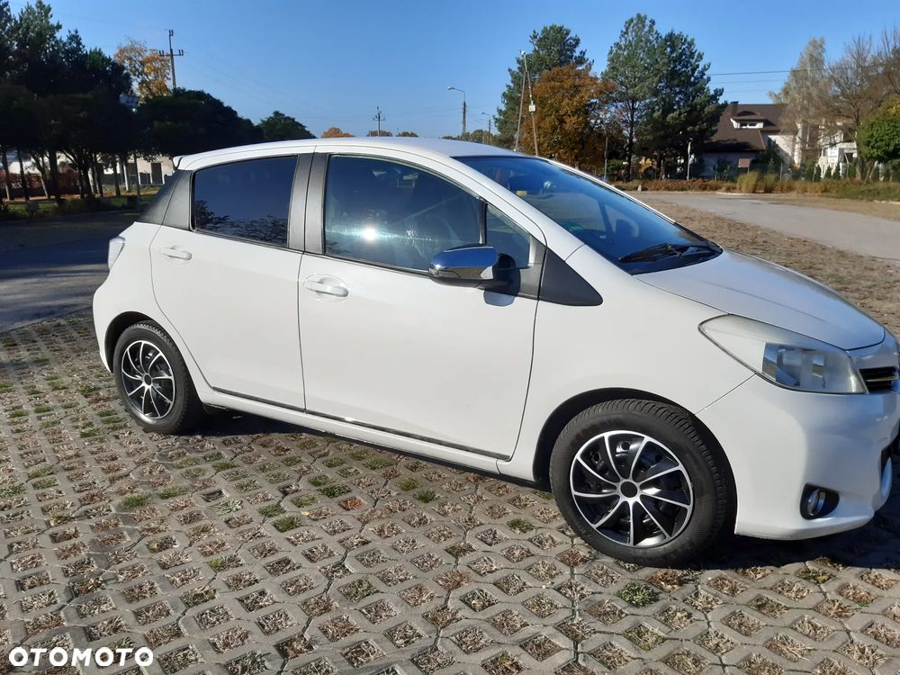 Toyota Yaris - 16