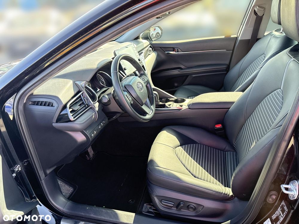 Toyota Camry 2.5 Hybrid Prestige CVT - 10